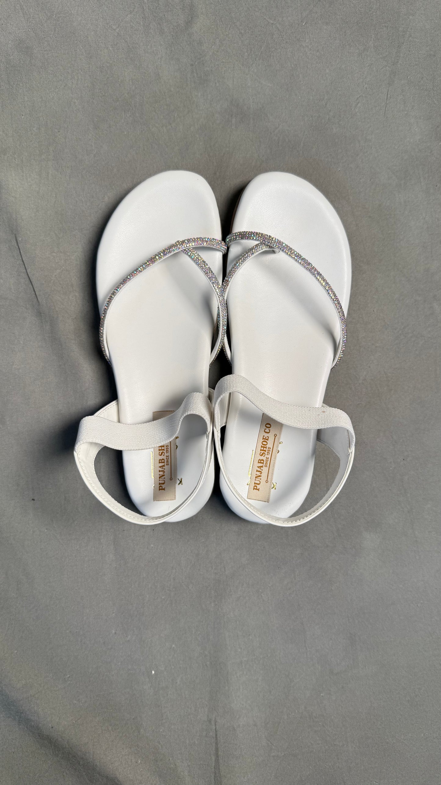 Flat thong sandals with Elastic Straps in white colour