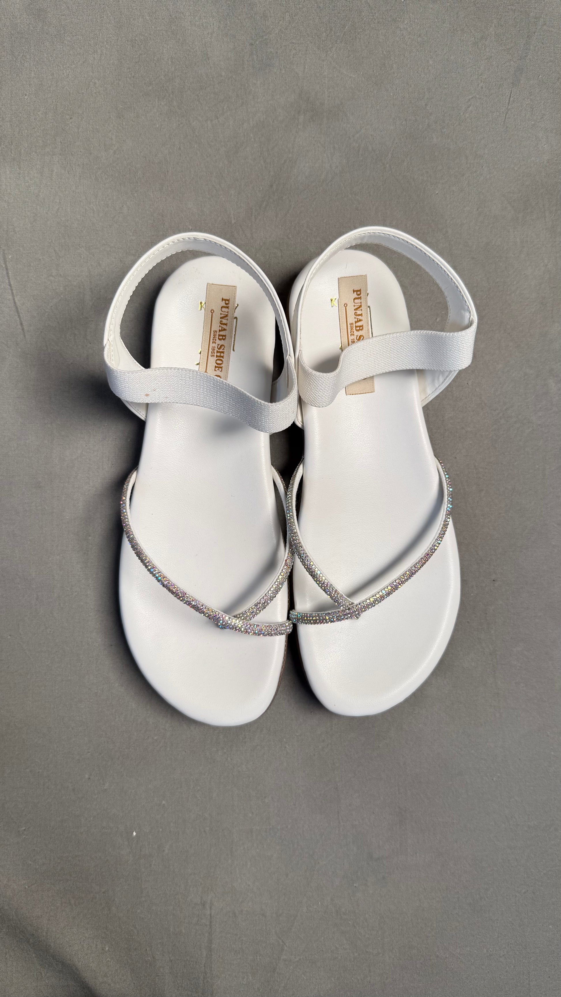 Flat thong sandals with Elastic Straps in white colour