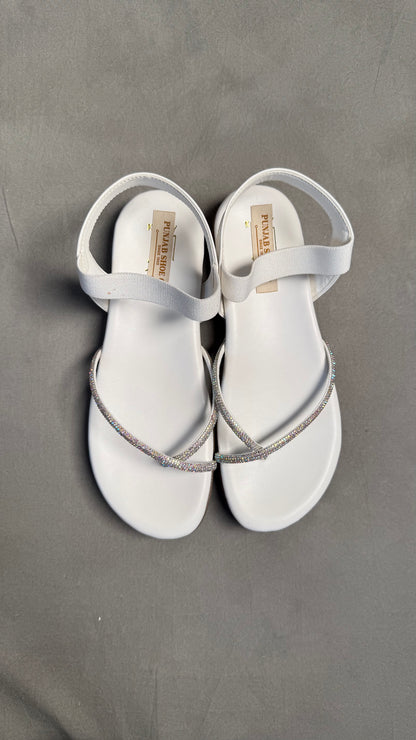 Flat thong sandals with Elastic Straps in white colour