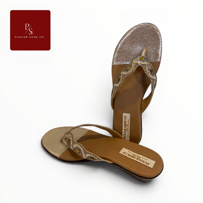 Crystal Baguette Embellished Toe 
Post Flat Sandals in Gold for 
Women — Punjab Shoe Co. 
Kamla Nagar Delhi
